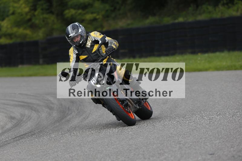 /53 16.09.2025 Track Day Domi Aegerter ADR/Gruppe gruen/54